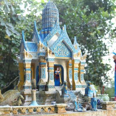 Thai temple for the spiritual world from Thailand with Julia Buschmann from Thetaflow, Thetahealing.